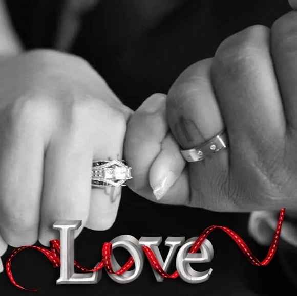 Meet your Posher, Julia - Picture 1 of 1